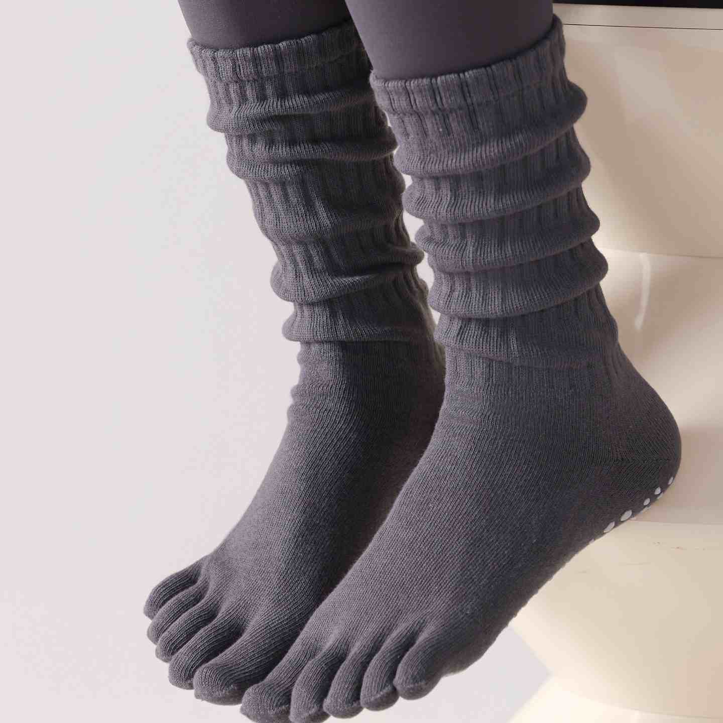Five-Toe Split Yoga Pilates Knit Cotton Grip Short Socks