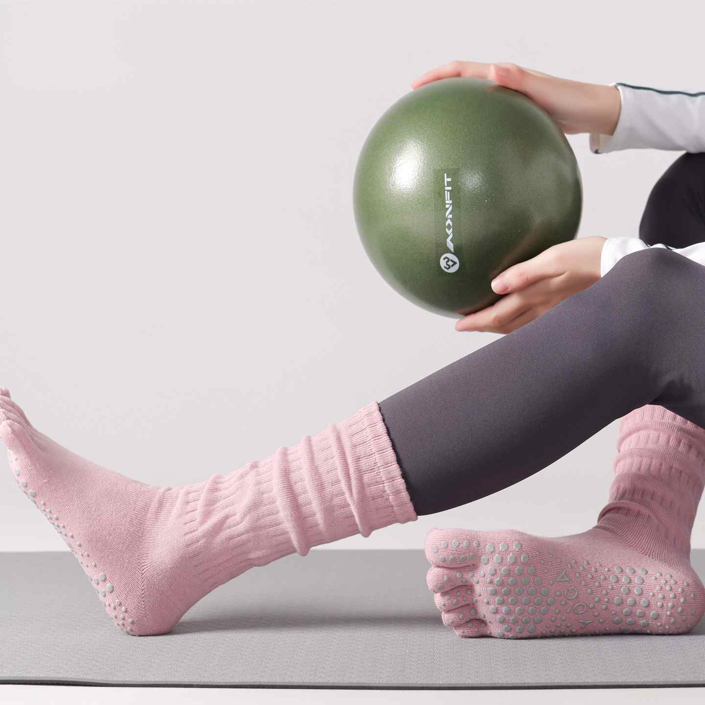 Five-Toe Split Yoga Pilates Knit Cotton Grip Short Socks