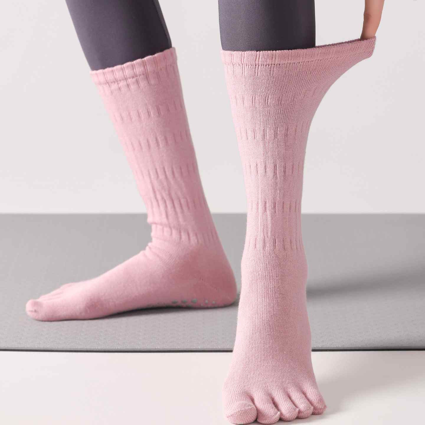 Five-Toe Split Yoga Pilates Knit Cotton Grip Short Socks