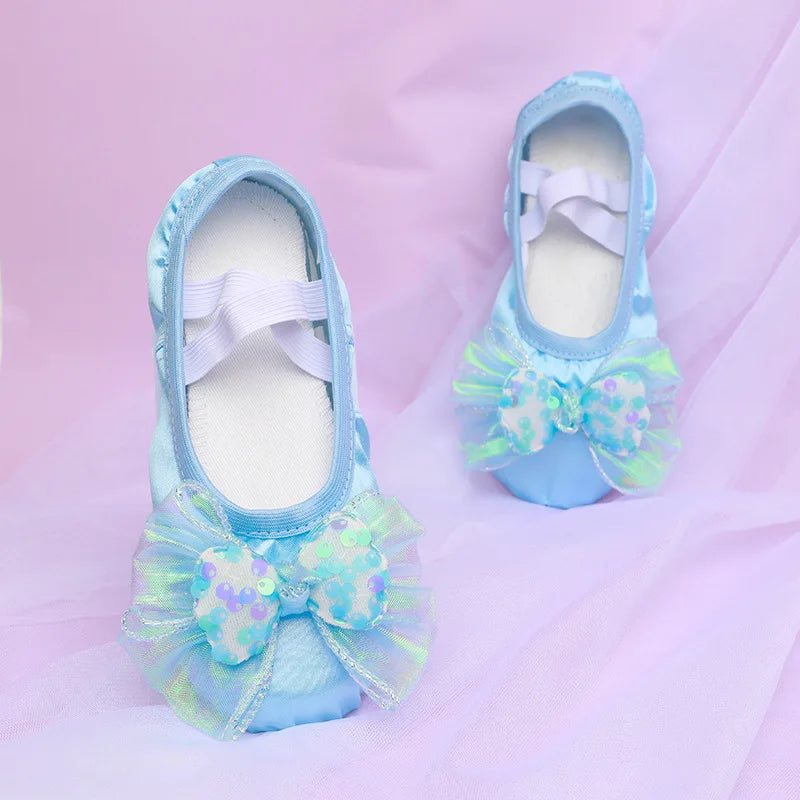 Satin Dance Shoes Women Soft Soles Children's Classical Ballet Dance Shoes Ballet Dancing Practice Performances Cat Claw Shoes
